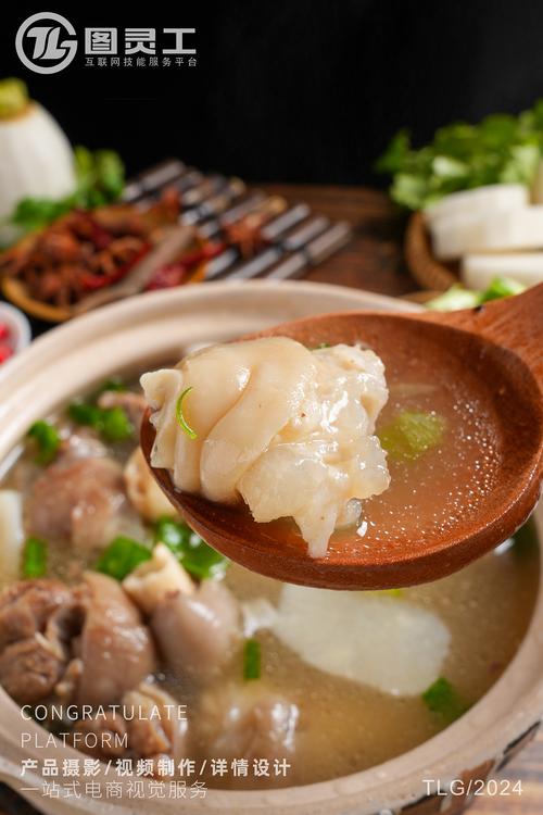 一碗人间烟火 从静物摄影到互联网餐桌，速食羊汤如何撑起一方暖意